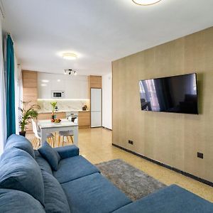 Appartement à 2 Chambres à Coucher