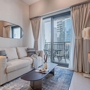 Modern Brand New 1 Bedroom Apartment In Zada Tower