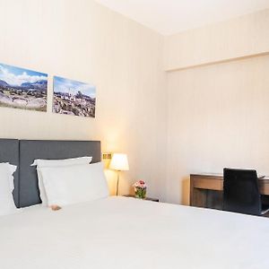 Chambre Budgétée Lit King-Size
