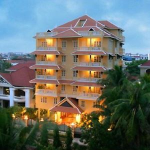 Grand Residence
