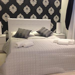 Romance Cosimato Trastevere B&B