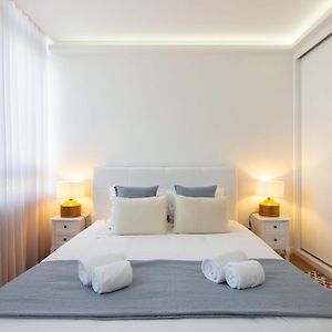 Lovelystay - Penthouse Balcony Apartment