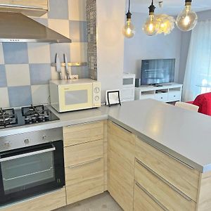 Appartement à 2 Chambres à Coucher