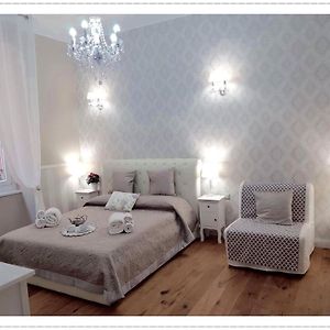 Appartement à 3 Chambres à Coucher