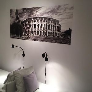 6 Cities Rooms