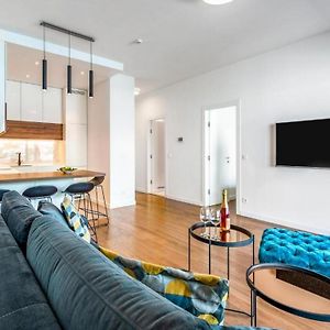 Exclusive Apartment Lara