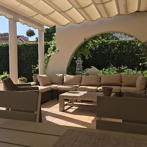 Villa à 2 Chambres à Coucher