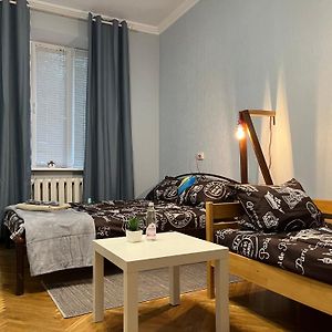 Ararat-Klovskaya Hostel-Apartments Kiev