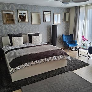 Chambre et sdb au 4ème étage et chambre et sdb au 2ème étage