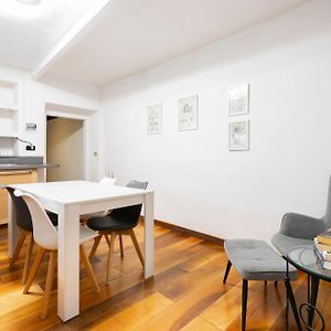 Appartement à 3 Chambres à Coucher