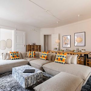 Rare 4Br Apartment W Unique Details In Cph City