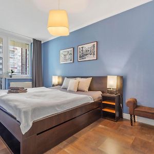 Tomato Apartment - With Free Parking