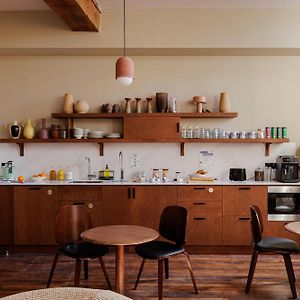 Hotel Cloitre - Entree Autonome, Reception En Ligne - Encore Mieux