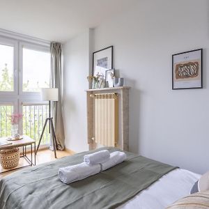 Appartement à 2 Chambres à Coucher