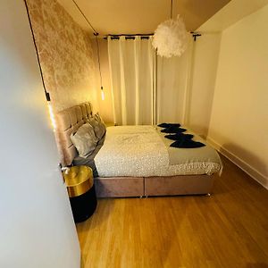 Appartement à 3 Chambres à Coucher