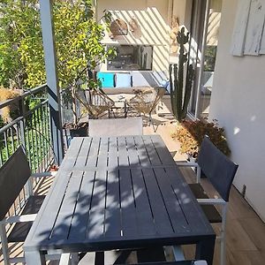 Appartement à 2 Chambres à Coucher
