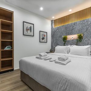 Stylish Living-Avra