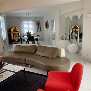 Appartement à 3 Chambres à Coucher