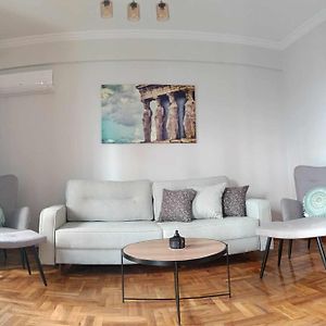Caryatids Luxury Apartment