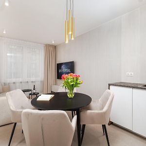 Appartement à 2 Chambres à Coucher