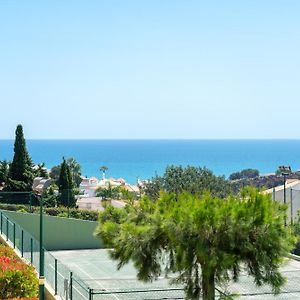 Bnb Homes Ocean View Apartment With Comfortable Terrace, 2 Swimming Pools & Tennis Court