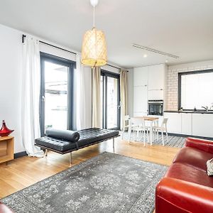 Appartement à 2 Chambres à Coucher