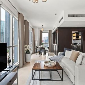 Stunning 1-Bedroom Apartment With Full Burj Khalifa View - 5-Min Walk To Dubai Mall