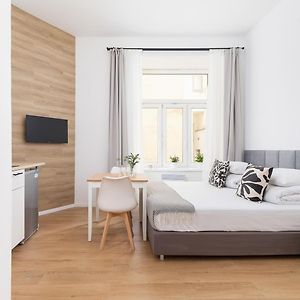 Studio Apartment - Radziwillowska 27