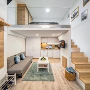 Dream Nouveau Studio