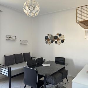 Appartement à 3 Chambres à Coucher