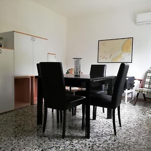 Appartement à 3 Chambres à Coucher