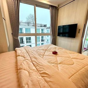 Free Power&Wifi,Work Remotely, Kitchen,Deal