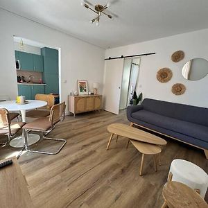 Appartement à 2 Chambres à Coucher