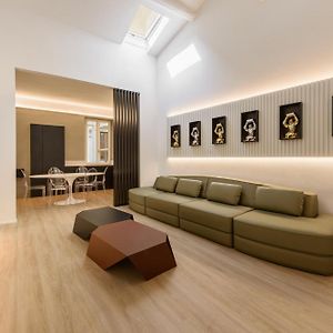 Appartement à 3 Chambres à Coucher