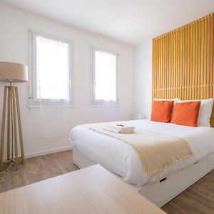 Chambre Lit Queen-Size