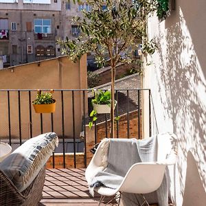 Enchanting 2 Bedroom Flat With Terrace Near Placa Espanya