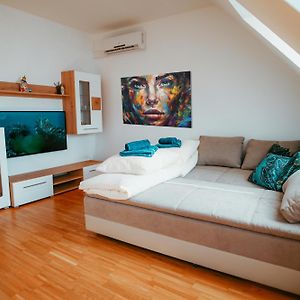 Vienna Deluxe Apartment