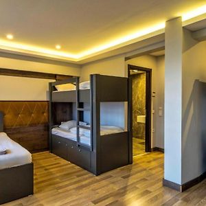 Dormitory Room Mixed