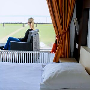 Superior  Sea side Room