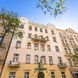 Slavikova Residence