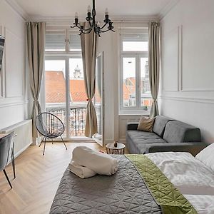 Pedestrian Apartment, The Best Location