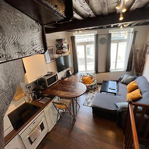 Appartement à 2 Chambres à Coucher