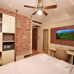 Chambre Standarde Lit King-Size au Sous-Sol