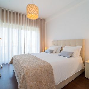 Appartement à 3 Chambres à Coucher