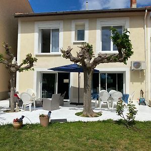 Villa à 2 Chambres à Coucher