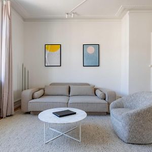 Appartement à 3 Chambres à Coucher