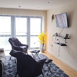 Spacious 2Bdr Flat For 5 In City Centre
