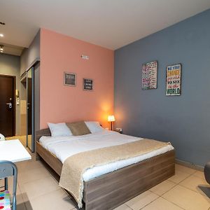 Ideally Located Apartment In Central Athens