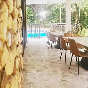 Villa à 3 Chambres à Coucher