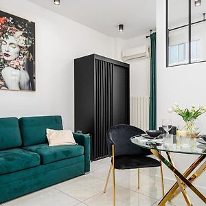 Widok Apartments Near The Palace Of Culture And Science By Sun & Snow